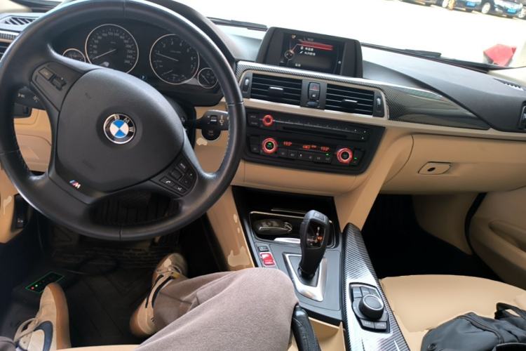Used BMW 3 Series 2015 320Li Luxury Edition Fashion Model Center Console