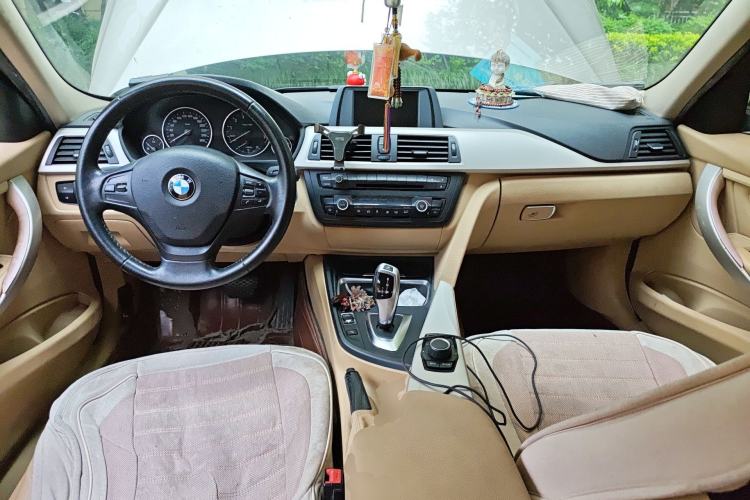 Used BMW 3 Series 2015 320Li Luxury Edition Fashion Model Center Console
