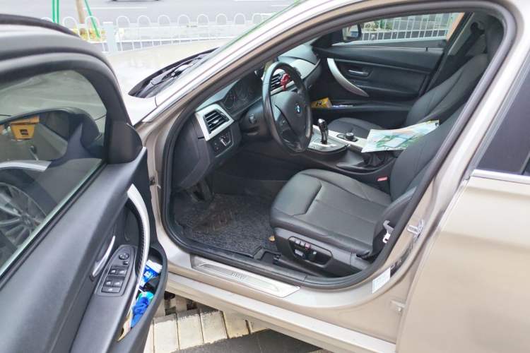 Used BMW 3 Series 2015 316Li Fashion Model Driver Seat