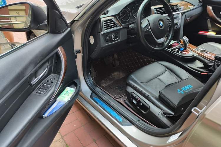 Used BMW 3 Series 2015 320Li Luxury Design Package Driver Seat