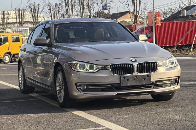 Used BMW 3 Series 2015 320Li Luxury Design Package Premium Edition Exterior 4