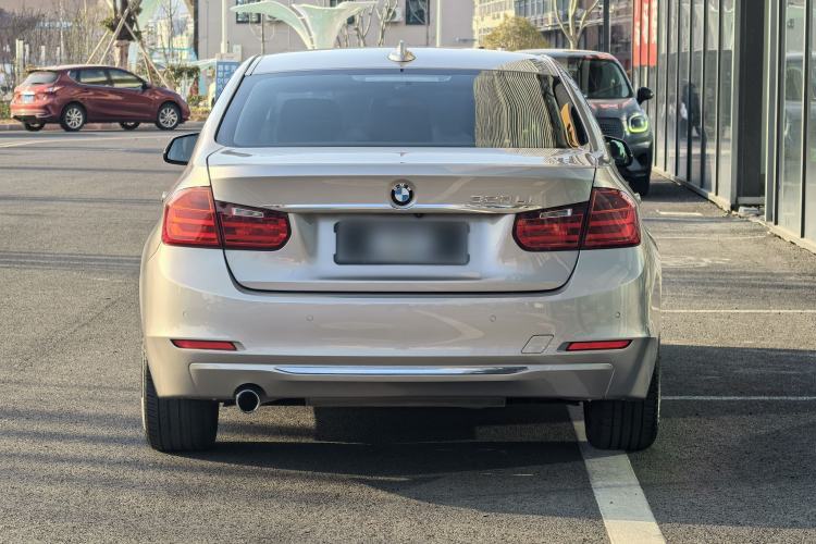 Used BMW 3 Series 2015 320Li Luxury Design Package Premium Edition Exterior 6