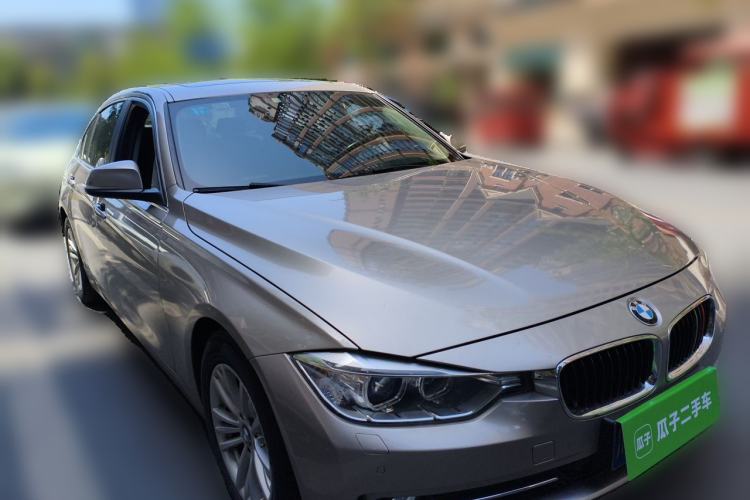 Used BMW 3 Series 2015 320Li Luxury Edition Fashion Model Front Right 45 Deg