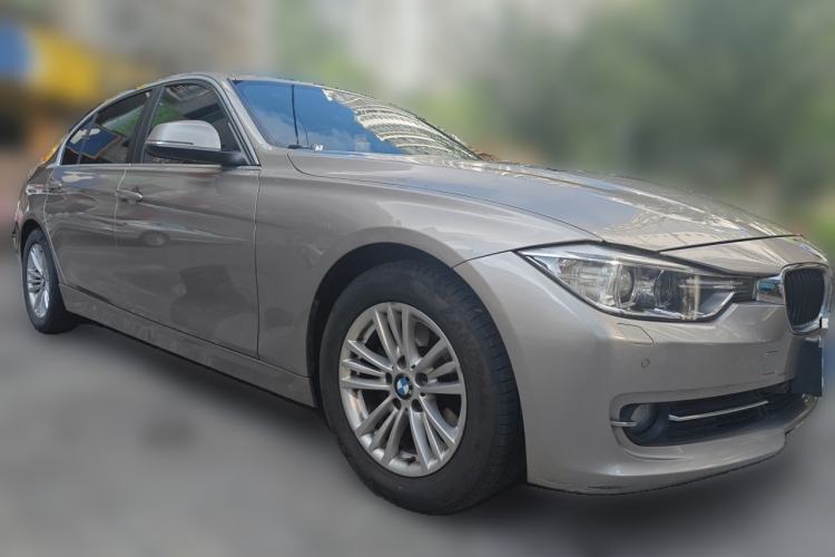 Used BMW 3 Series 2015 320Li Luxury Edition Fashion Model Front Right 45 Deg