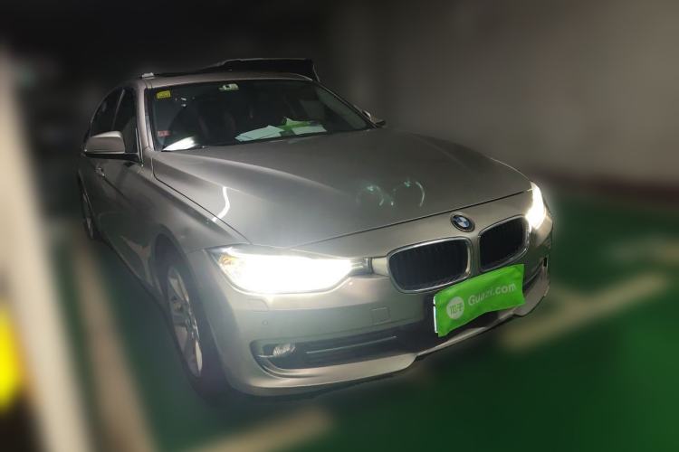 Used BMW 3 Series 2015 328Li xDrive Fashion Model Front Right 45 Deg