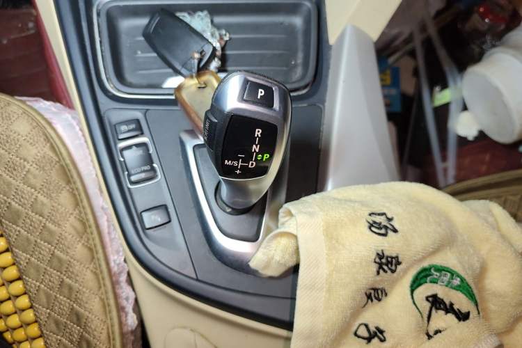 Used BMW 3 Series 2015 316Li Fashion Model Gear Lever