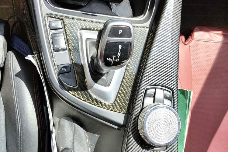 Used BMW 3 Series 2015 328i Sport Design Package Gear Lever