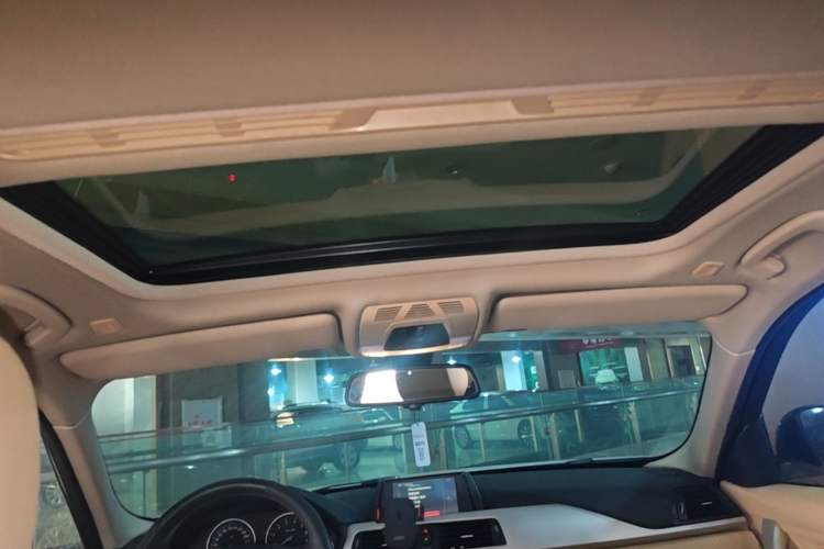 Used BMW 3 Series 2015 320Li Fashion Model Headliner