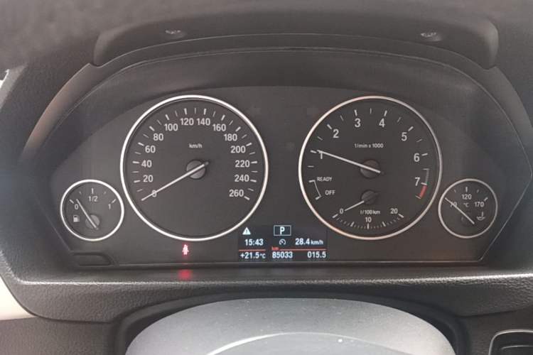 Used BMW 3 Series 2015 320i Luxury Line Stylish Edition Instrument Cluster
