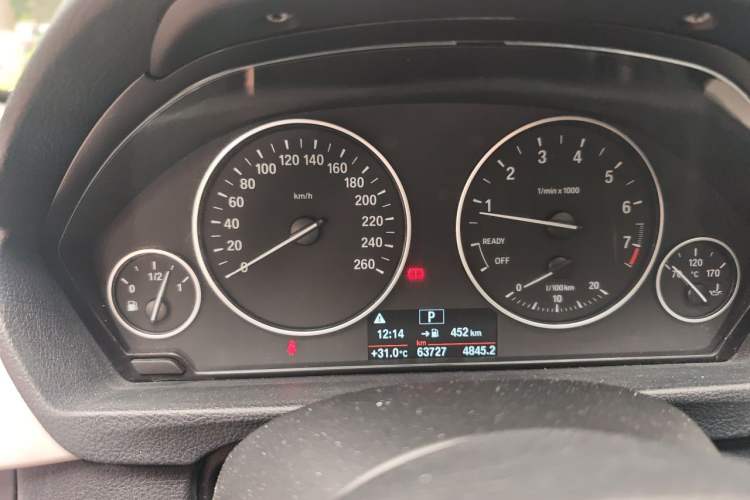 Used BMW 3 Series 2015 320Li Fashion Model Instrument Cluster