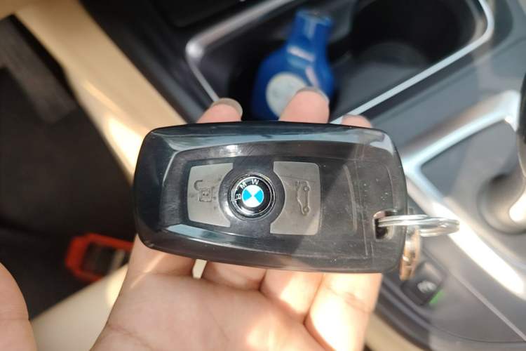 Used BMW 3 Series 2015 320Li Luxury Edition Fashion Model Interior 1