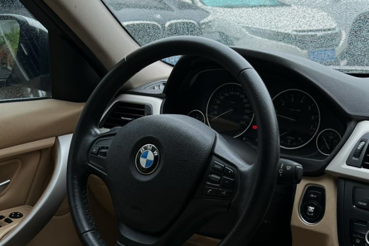 Used BMW 3 Series 2015 320Li Luxury Edition Fashion Model Interior 3