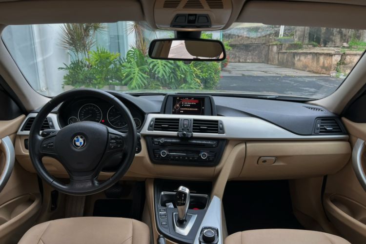 Used BMW 3 Series 2015 320Li Luxury Edition Fashion Model Interior 5