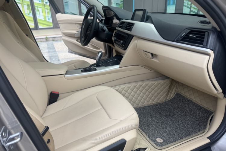 Used BMW 3 Series 2015 320Li Fashion Model Interior 5