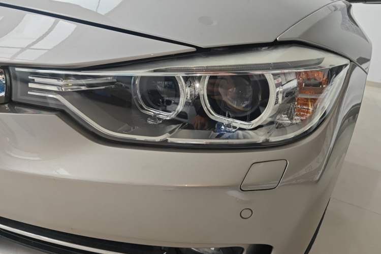 Used BMW 3 Series 2015 320Li Luxury Edition Fashion Model Left Front Headlight