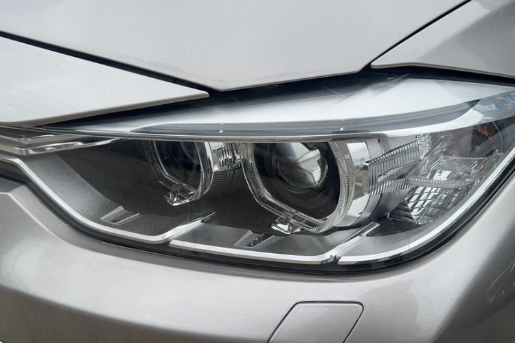 Used BMW 3 Series 2015 320Li Fashion Model Left Front Headlight