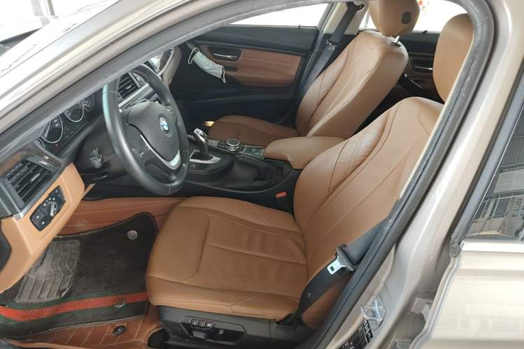 Used BMW 3 Series 2015 320Li Luxury Design Package Left Front Seat