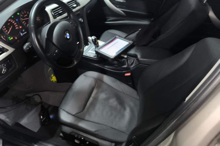 Used BMW 3 Series 2015 320Li Luxury Edition Fashion Model Left Front Seat