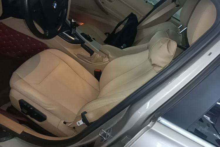 Used BMW 3 Series 2015 316Li Fashion Model Left Front Seat