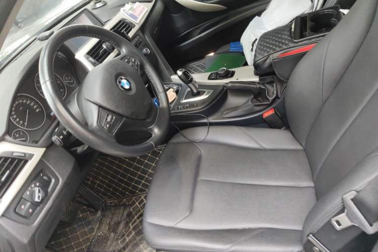 Used BMW 3 Series 2015 320Li Luxury Edition Fashion Model Left Front Seat