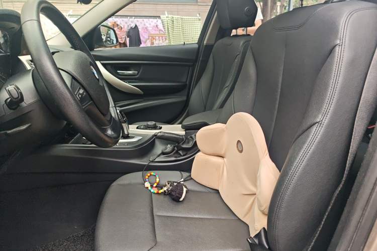 Used BMW 3 Series 2015 320Li Fashion Model Left Front Seat