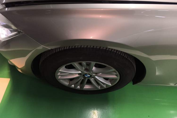 Used BMW 3 Series 2015 320Li Luxury Edition Fashion Model Left Front Wheel Hub