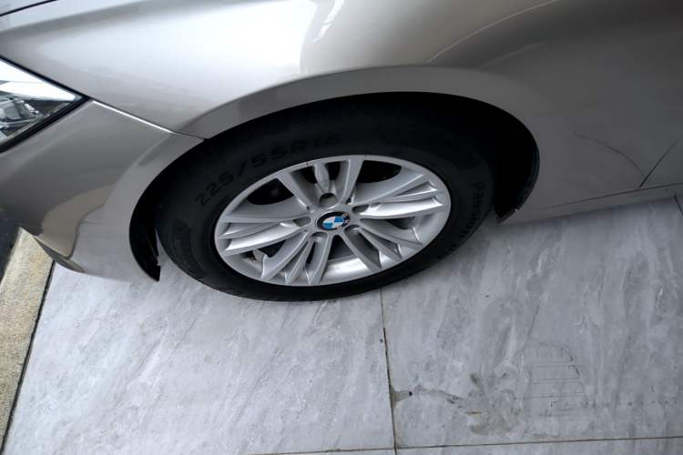 Used BMW 3 Series 2015 320Li Luxury Edition Fashion Model Left Front Wheel Hub