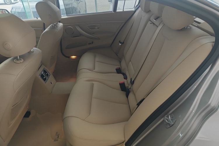 Used BMW 3 Series 2015 320Li Luxury Edition Fashion Model Left Rear Seat
