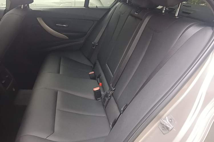 Used BMW 3 Series 2015 320i Luxury Line Stylish Edition Left Rear Seat