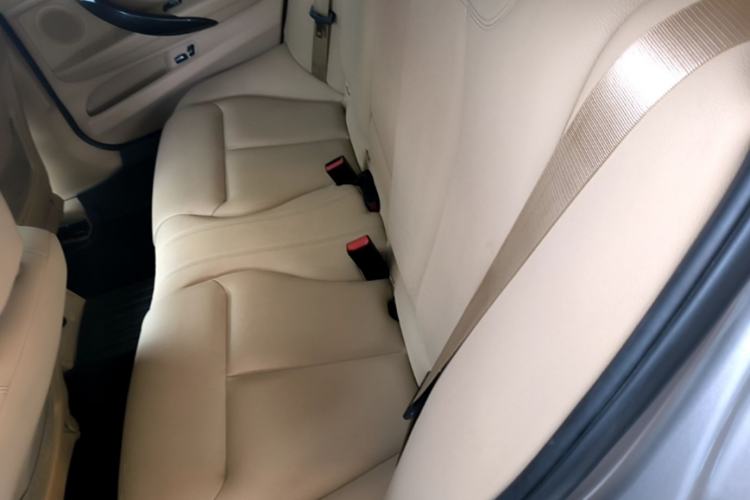Used BMW 3 Series 2015 320Li Luxury Edition Fashion Model Left Rear Seat