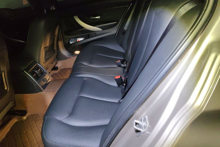 Used BMW 3 Series 2015 320Li Luxury Edition Fashion Model Left Rear Seat