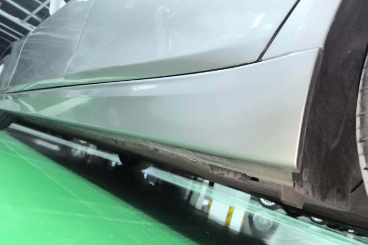 Used BMW 3 Series 2015 320Li Luxury Edition Fashion Model Left Side Sill