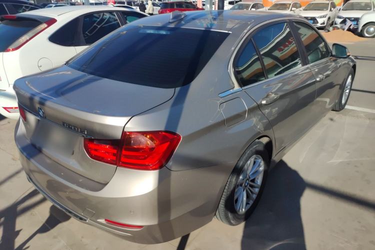 Used BMW 3 Series 2015 320Li Luxury Edition Fashion Model Rear Right 45 Deg