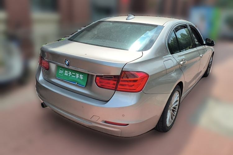 Used BMW 3 Series 2015 320Li Luxury Design Package Rear Right 45 Deg