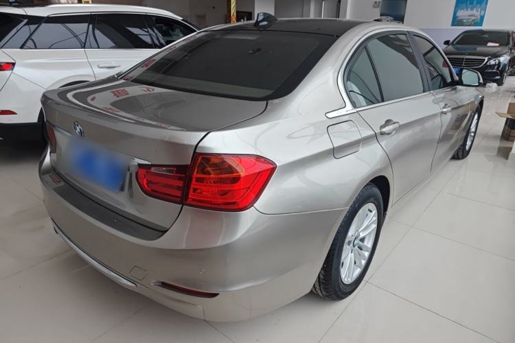 Used BMW 3 Series 2015 320Li Luxury Edition Fashion Model Rear Right 45 Deg