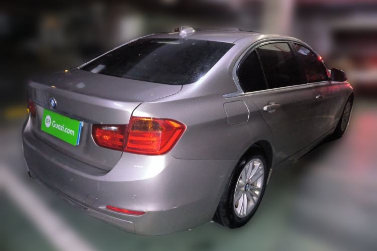 Used BMW 3 Series 2015 316Li Fashion Model Rear Right 45 Deg