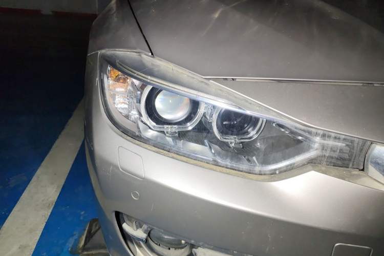 Used BMW 3 Series 2015 316Li Fashion Model Right Front Headlight