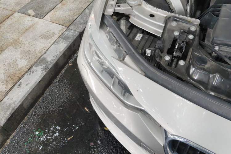 Used BMW 3 Series 2015 320Li Luxury Edition Fashion Model Right Front Headlight