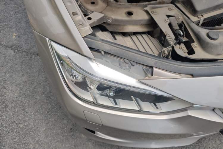 Used BMW 3 Series 2015 320Li Luxury Edition Fashion Model Right Front Headlight