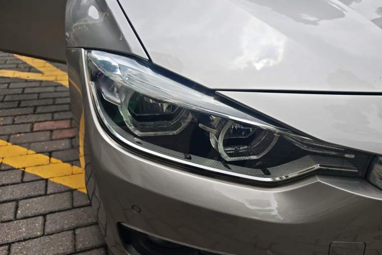 Used BMW 3 Series 2015 320Li Fashion Model Right Front Headlight