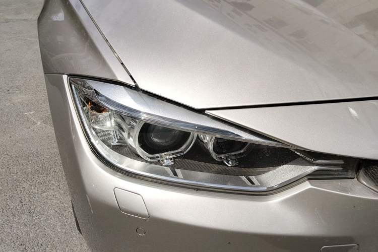 Used BMW 3 Series 2015 328i Sport Design Package Right Front Headlight