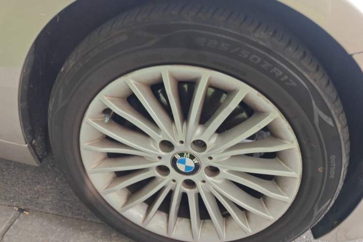 Used BMW 3 Series 2015 320Li Luxury Design Package Premium Edition Right Front Wheel Hub