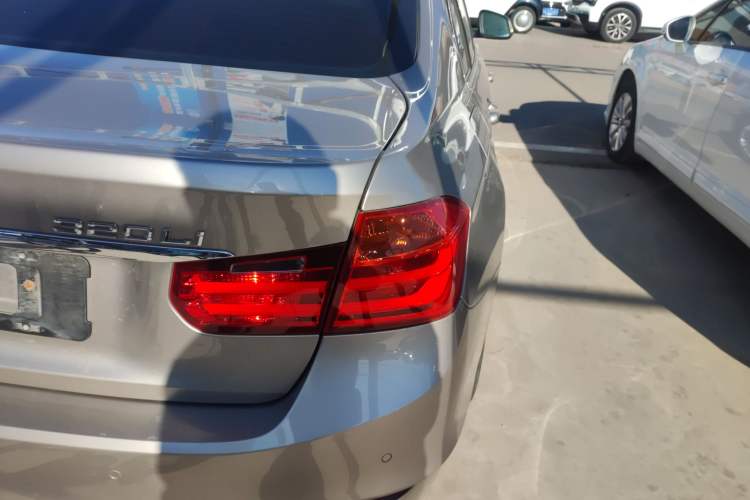 Used BMW 3 Series 2015 320Li Luxury Edition Fashion Model Right Rear Taillight