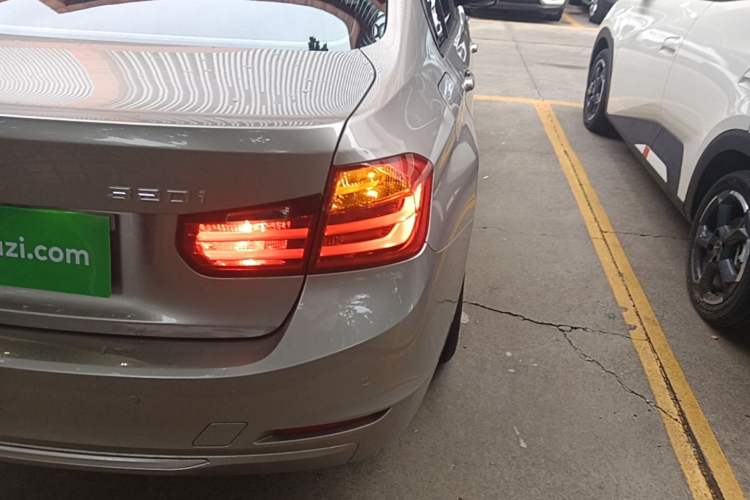 Used BMW 3 Series 2015 320i Luxury Line Stylish Edition Right Rear Taillight