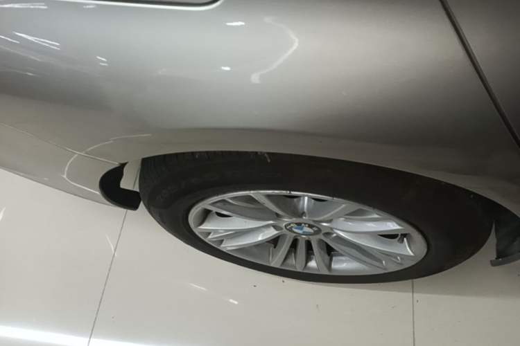 Used BMW 3 Series 2015 316Li Fashion Model Right Rear Wheel Hub