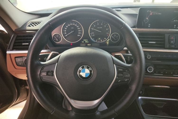 Used BMW 3 Series 2015 320Li Luxury Design Package Premium Edition Steering Wheel