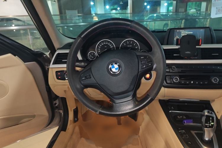Used BMW 3 Series 2015 320Li Fashion Model Steering Wheel