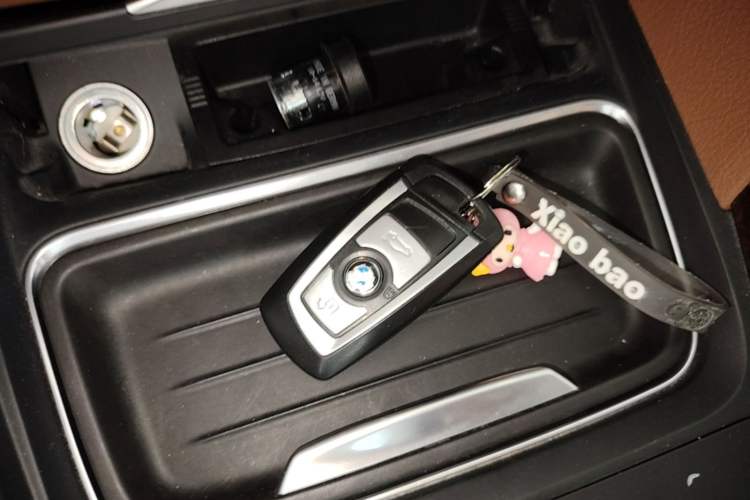 Used BMW 3 Series 2015 320Li Luxury Design Package Vehicle Key
