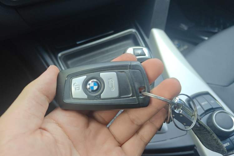Used BMW 3 Series 2015 320Li Luxury Edition Fashion Model Vehicle Key