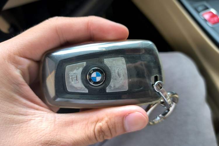 Used BMW 3 Series 2015 320Li Luxury Edition Fashion Model Vehicle Key